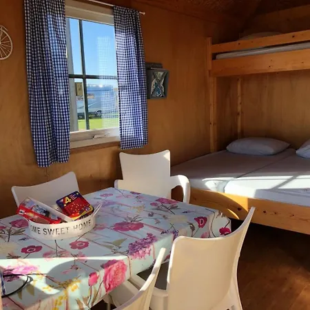 Boerencamping Duinzoomhoeve - Hooiberghut Dore Farm stay