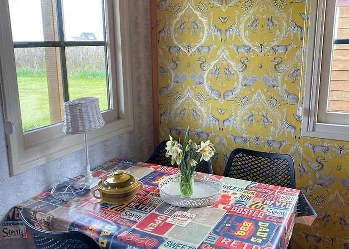 Boerencamping Duinzoomhoeve - Hooiberghut Dore Le Helder